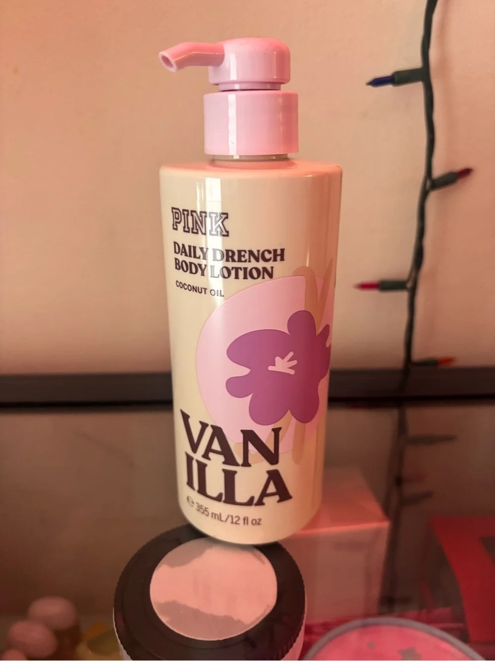 PINK Victoria's Secret Vanilla Daily Drench Body Lotion - Pink & Cream